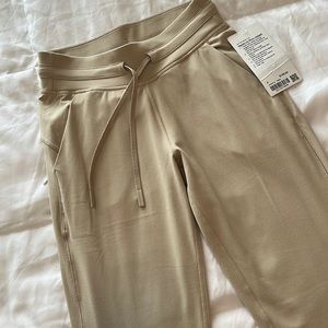 Lululemon Ready to Rulu joggers